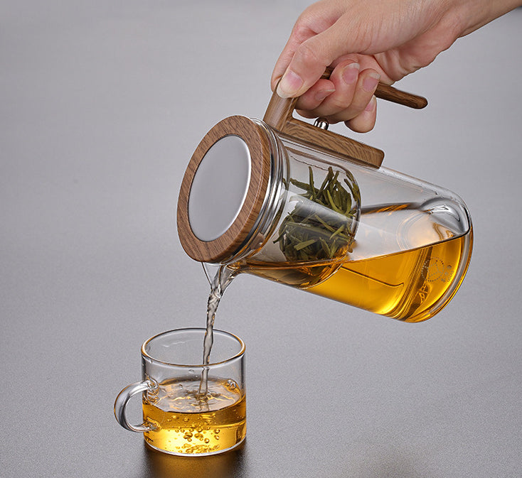 Bule de Chá Elegante com Copo Separado